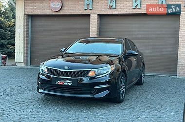 Седан Kia Optima 2016 в Святопетровское