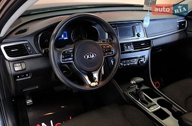 Седан Kia Optima 2017 в Одессе