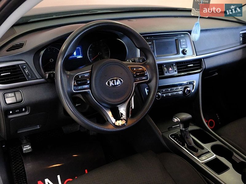 Седан Kia Optima 2017 в Одессе