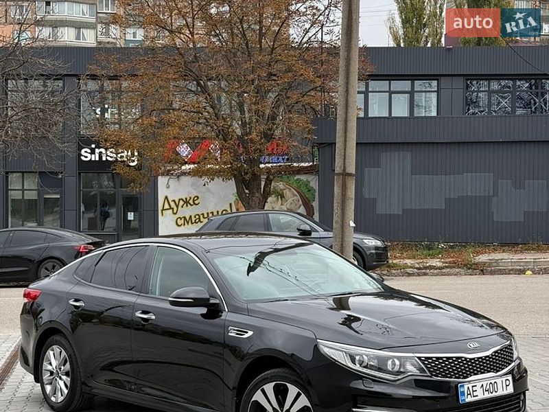 Седан Kia Optima 2016 в Кривом Роге