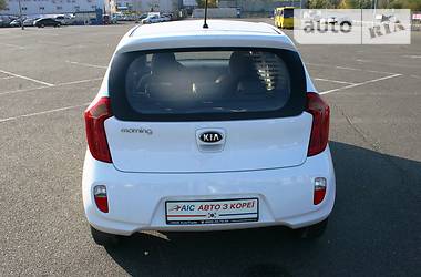 Хэтчбек Kia Picanto 2014 в Киеве