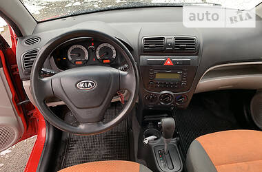 Хетчбек Kia Picanto 2008 в 