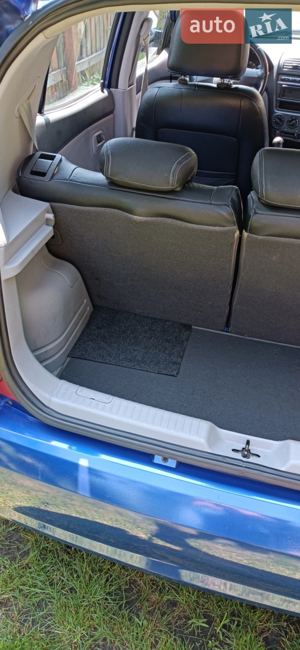 2011 Skoda Fabia - мініатюра 49