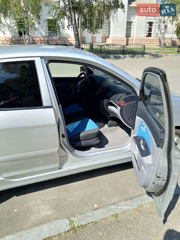 Хэтчбек Kia Picanto 2006 в Лозовой фото 2 Хэтчбек Kia Picanto 2006 в Лозовой