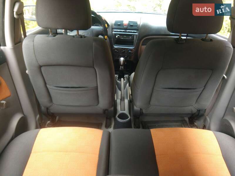 Хэтчбек Kia Picanto 2006 в Черновцах
