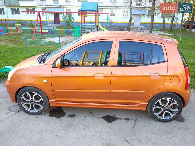 Хетчбек Kia Picanto 2006 в Звягелі