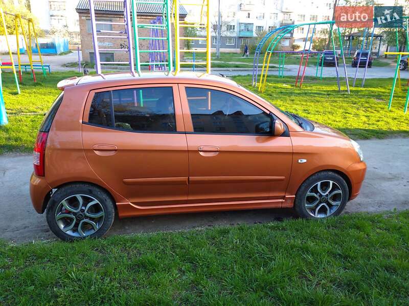 Хетчбек Kia Picanto 2006 в Звягелі