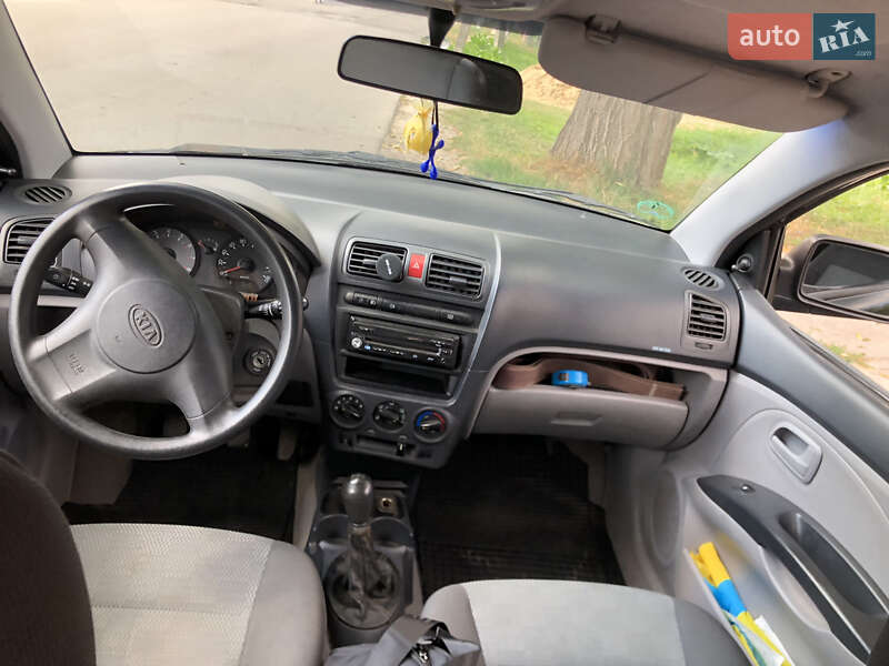 Хэтчбек Kia Picanto 2004 в Луцке фото 5 Хэтчбек Kia Picanto 2004 в Луцке