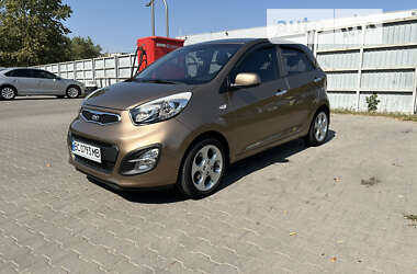 Хэтчбек Kia Picanto 2013 в Львове