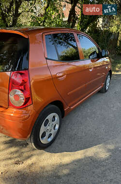 Хэтчбек Kia Picanto 2008 в 