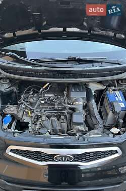 Хэтчбек Kia Picanto 2012 в 