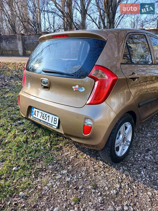 Хэтчбек Kia Picanto 2011 в Запорожье
