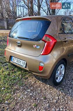 Хэтчбек Kia Picanto 2011 в 