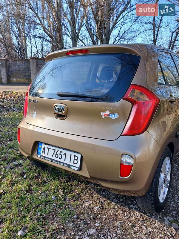 Хэтчбек Kia Picanto 2011 в Запорожье