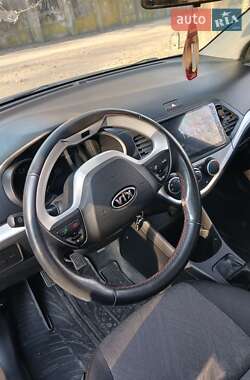 Хэтчбек Kia Picanto 2011 в 