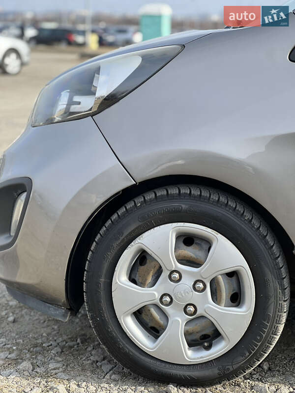 Хэтчбек Kia Picanto 2012 в Львове