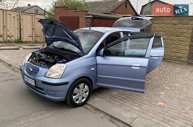 Хэтчбек Kia Picanto 2004 в 