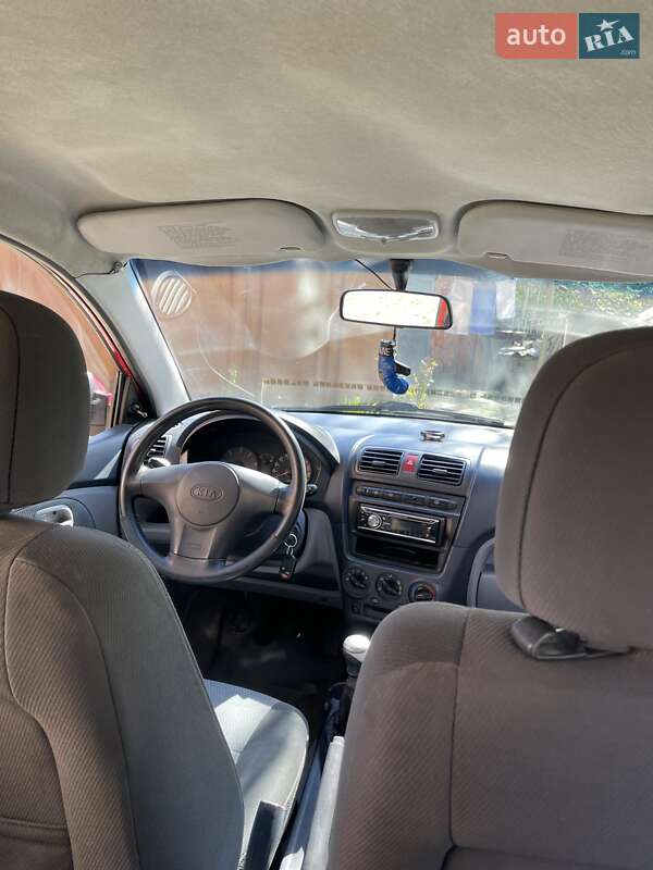Хэтчбек Kia Picanto 2006 в Черновцах
