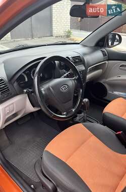Хетчбек Kia Picanto 2008 в 