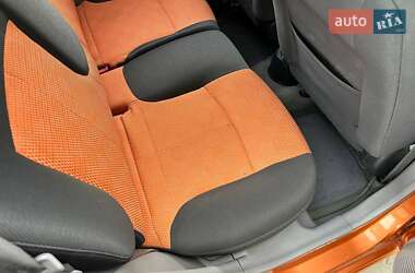 Хетчбек Kia Picanto 2007 в 