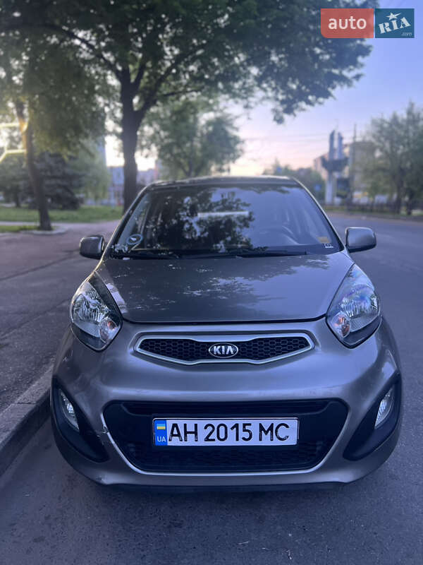 Хетчбек Kia Picanto 2012 в Чернігові