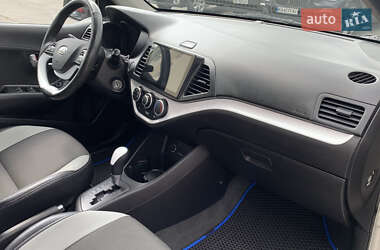 Хэтчбек Kia Picanto 2011 в 
