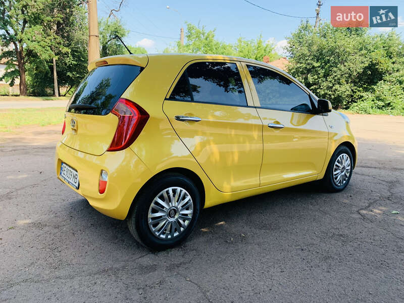 Хэтчбек Kia Picanto 2011 в Кривом Роге