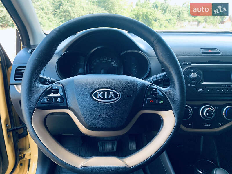 Хэтчбек Kia Picanto 2011 в Кривом Роге
