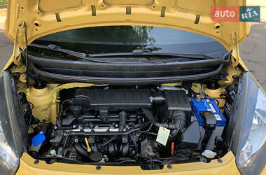 Хетчбек Kia Picanto 2011 в 