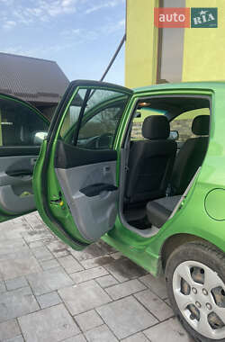 Хэтчбек Kia Picanto 2007 в 