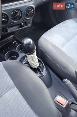 Хэтчбек Kia Picanto 2007 в 