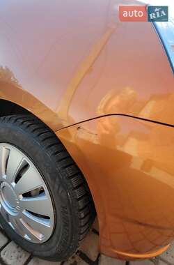 Хэтчбек Kia Picanto 2007 в 
