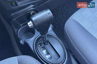 Хэтчбек Kia Picanto 2006 в 