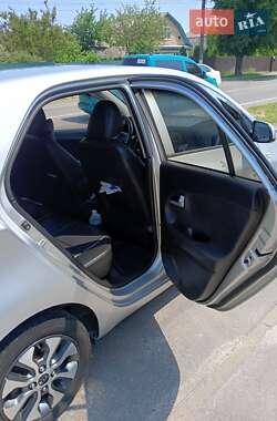 Хэтчбек Kia Picanto 2015 в 