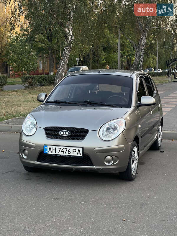 Хэтчбек Kia Picanto 2010 в 