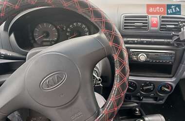 Хетчбек Kia Picanto 2007 в  фото 4 Хетчбек Kia Picanto 2007 в
