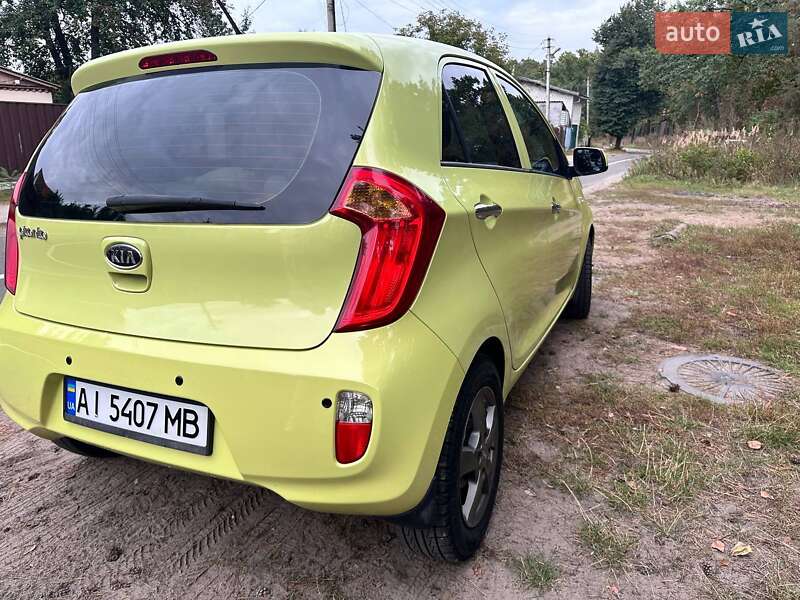 Хэтчбек Kia Picanto 2011 в Киеве