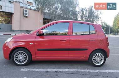 Хэтчбек Kia Picanto 2010 в 