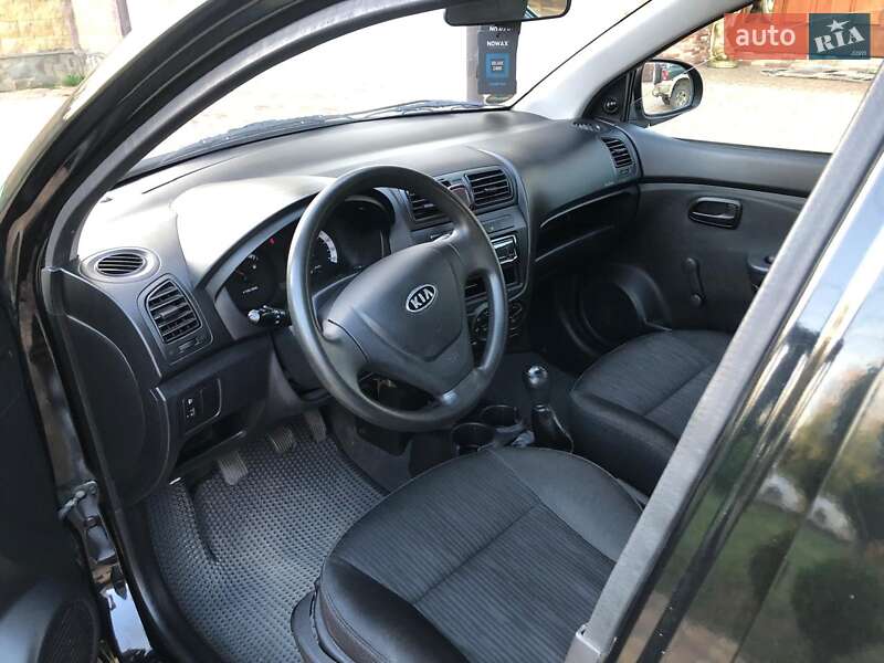 Хэтчбек Kia Picanto 2009 в Тячеве