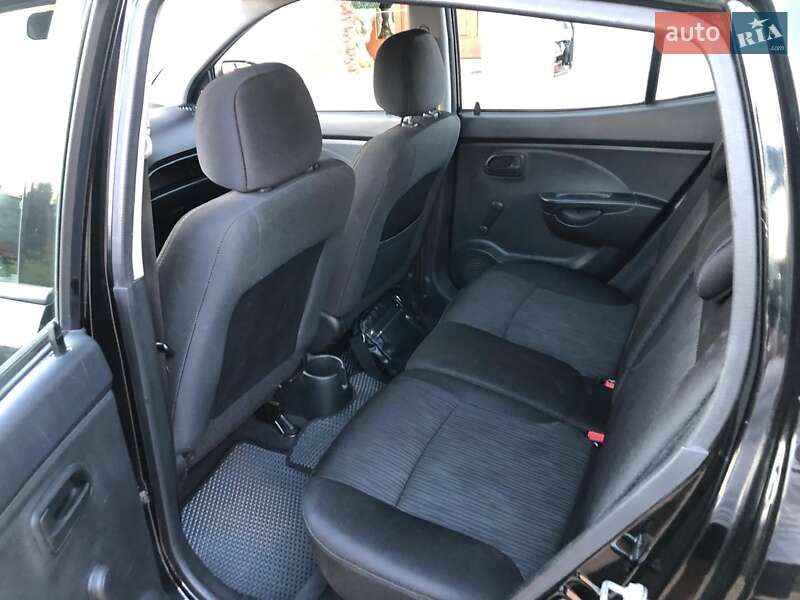 Хэтчбек Kia Picanto 2009 в Тячеве