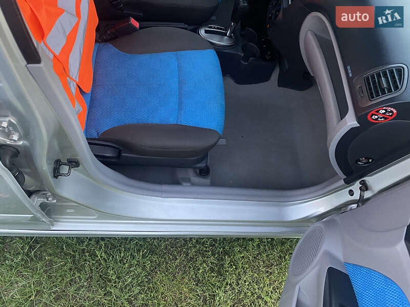 Хетчбек Kia Picanto 2005 в Кам'янець-Подільському фото 13 Хетчбек Kia Picanto 2005 в Кам'янець-Подільському