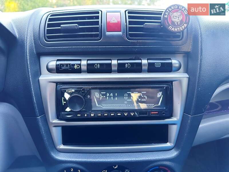 Хэтчбек Kia Picanto 2006 в Запорожье фото 3 Хэтчбек Kia Picanto 2006 в Запорожье
