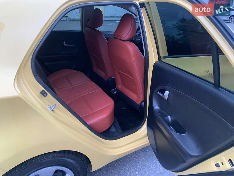 Хэтчбек Kia Picanto 2013 в Киеве фото 72 Хэтчбек Kia Picanto 2013 в Киеве