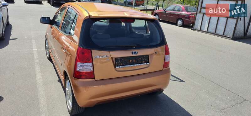 Хетчбек Kia Picanto 2005 в Києві фото 5 Хетчбек Kia Picanto 2005 в Києві