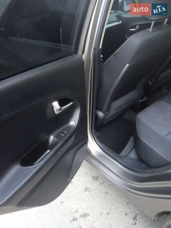 Хетчбек Kia Picanto 2011 в Красилові