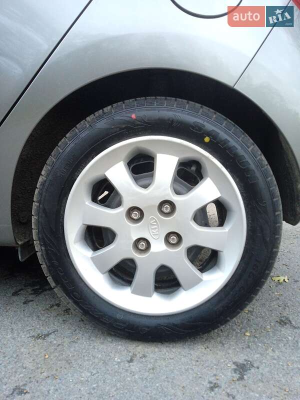 Хетчбек Kia Picanto 2011 в Красилові