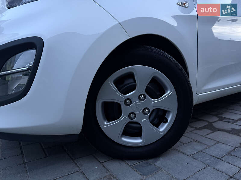 Хэтчбек Kia Picanto 2013 в Житомире фото 6 Хэтчбек Kia Picanto 2013 в Житомире