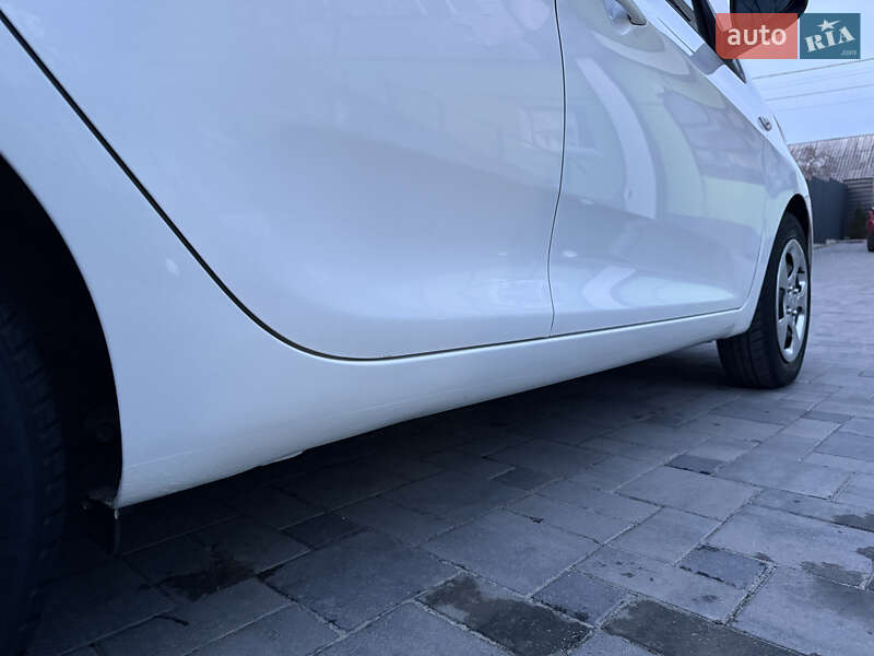 Хэтчбек Kia Picanto 2013 в Житомире фото 61 Хэтчбек Kia Picanto 2013 в Житомире