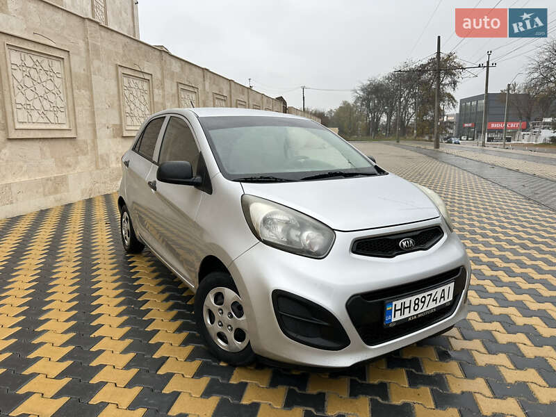 Хетчбек Kia Picanto 2014 в Одесі