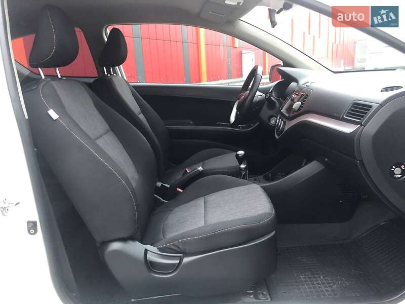 Хетчбек Kia Picanto 2011 в Києві фото 10 Хетчбек Kia Picanto 2011 в Києві